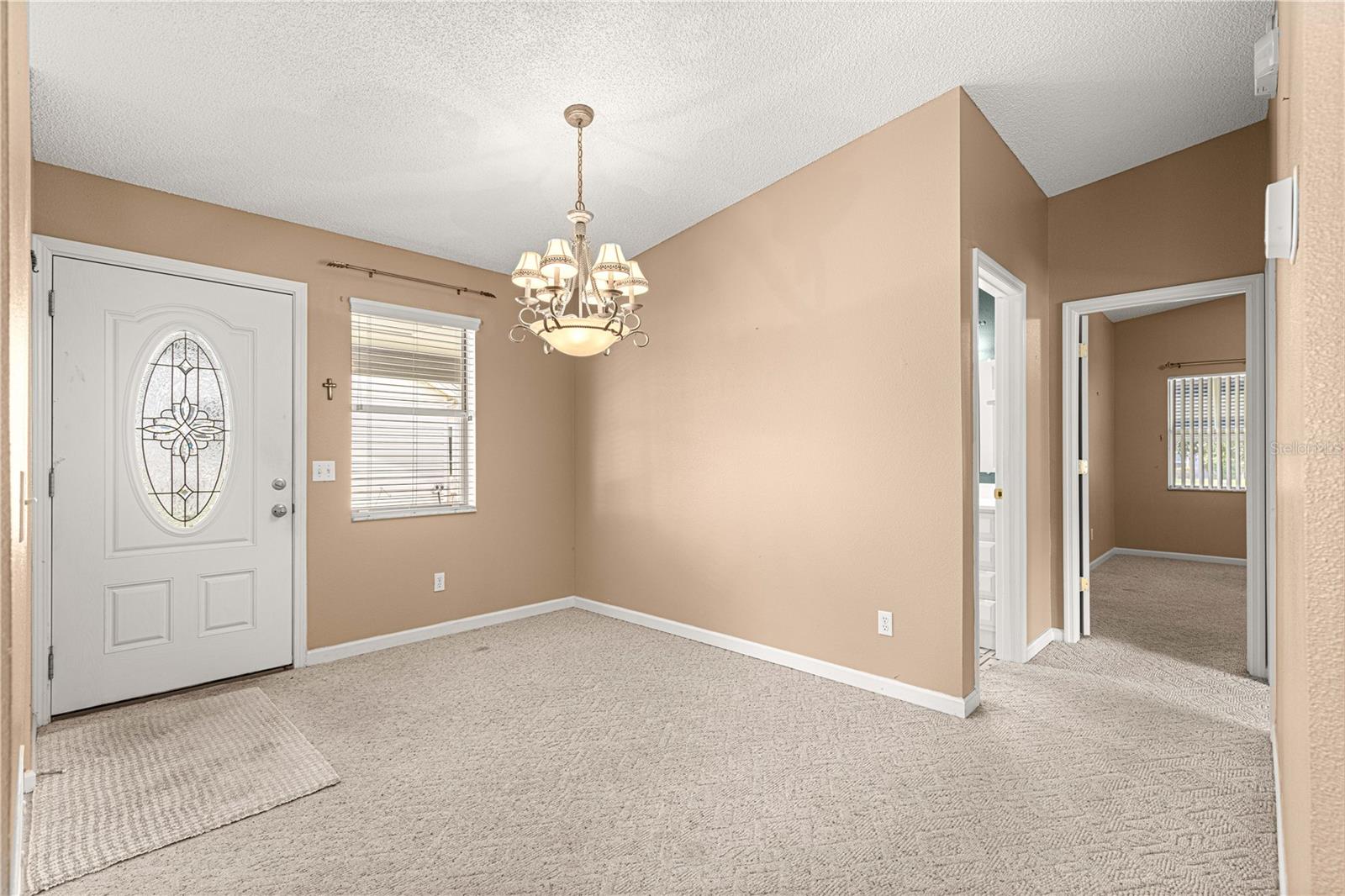Image 2 of 54 For 729 Agua Way