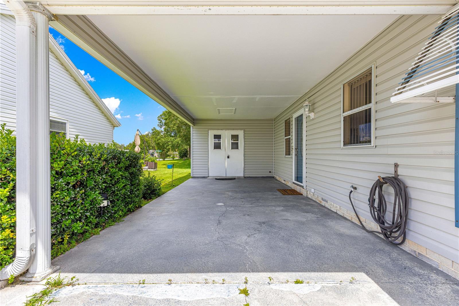 Image 32 of 54 For 729 Agua Way