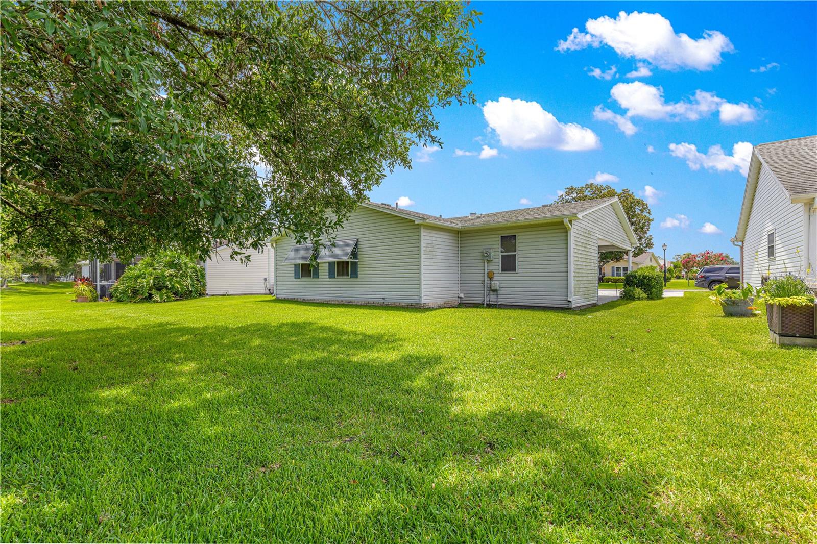 Image 35 of 54 For 729 Agua Way