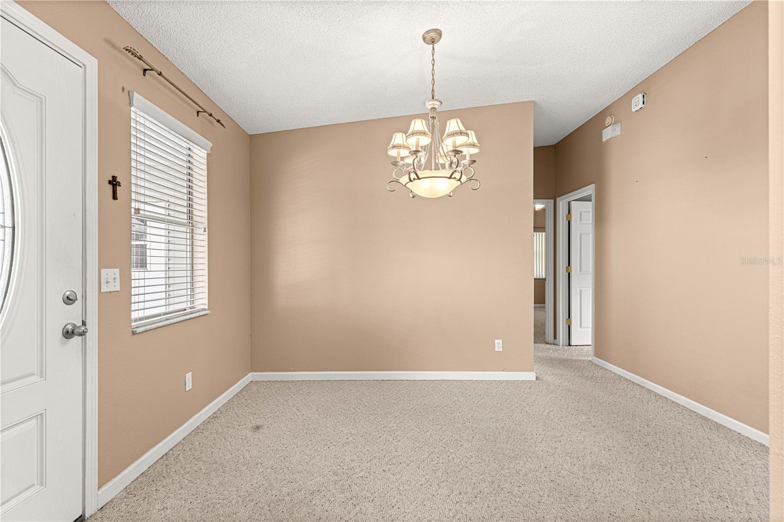 Image 7 of 54 For 729 Agua Way