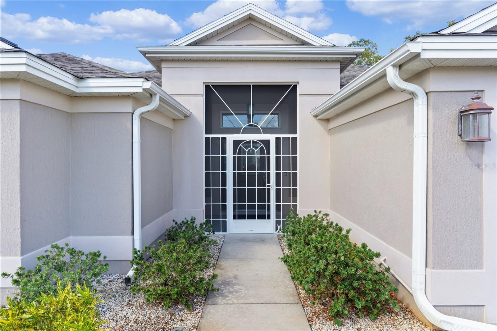 Image 2 of 67 For 2954 Heiny Place