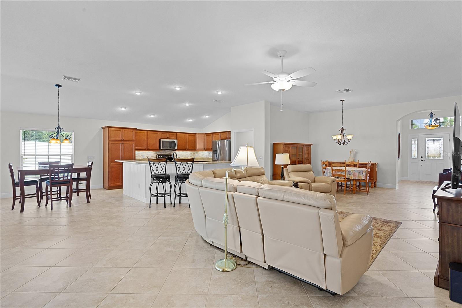 Image 36 of 67 For 2954 Heiny Place