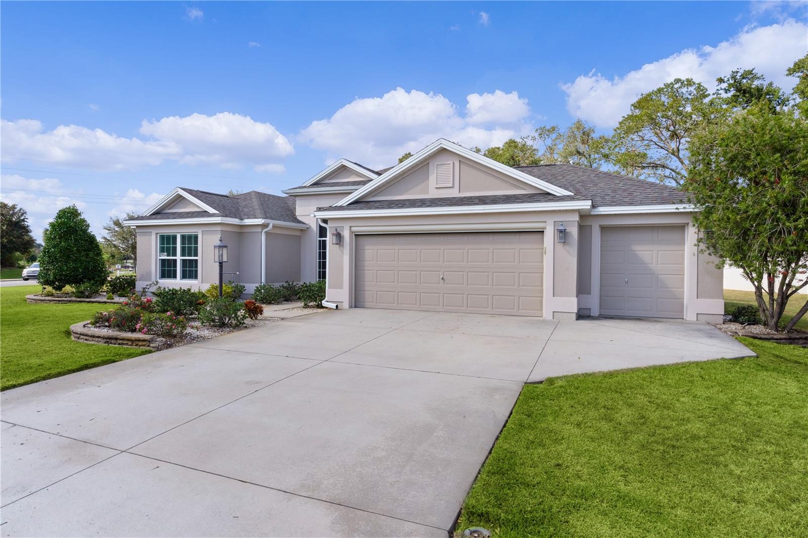 Image 47 of 67 For 2954 Heiny Place