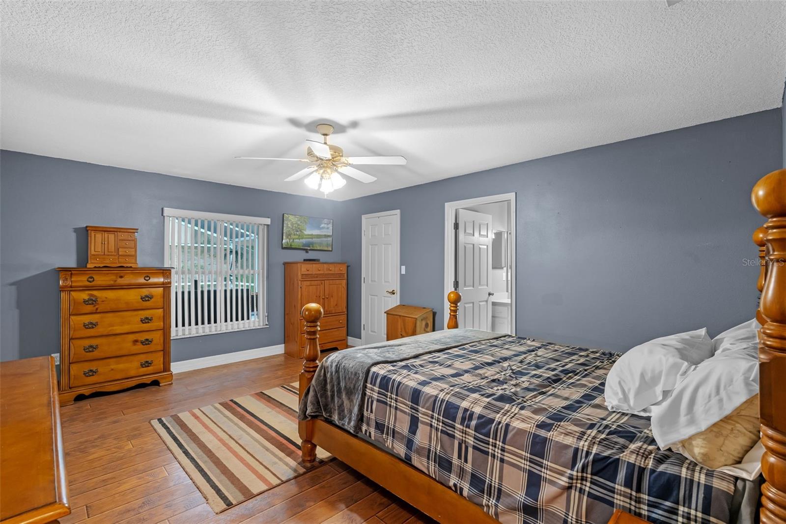 Image 9 of 22 For 815 Forestwood Drive