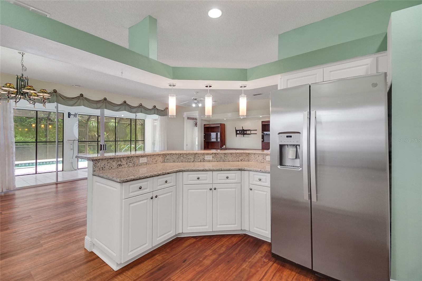 Image 22 of 54 For 32948 Rambling Oaks Court