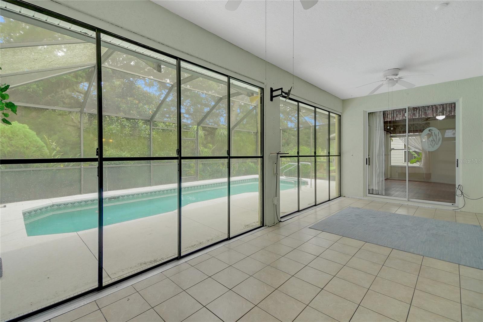 Image 23 of 54 For 32948 Rambling Oaks Court