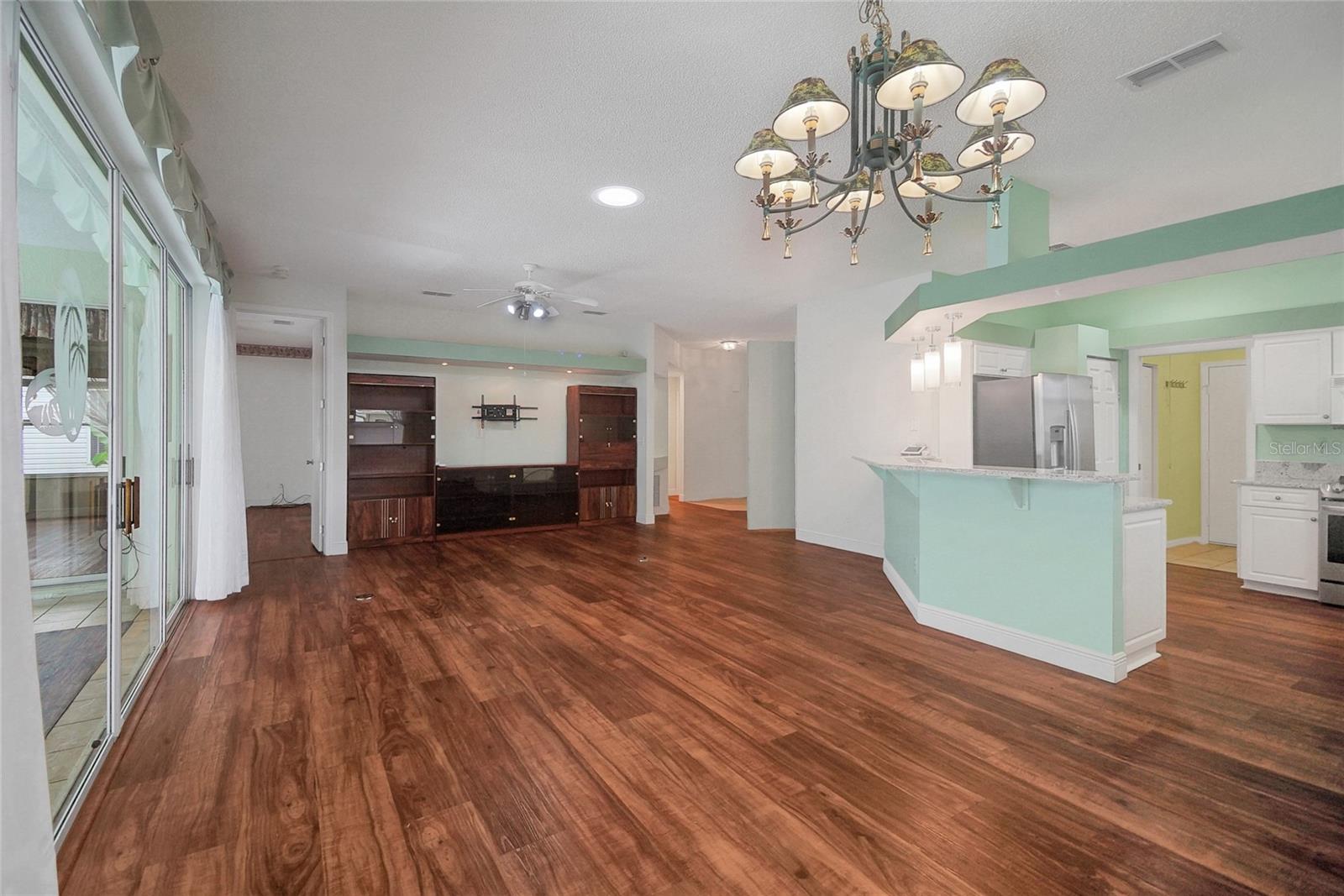 Image 32 of 54 For 32948 Rambling Oaks Court