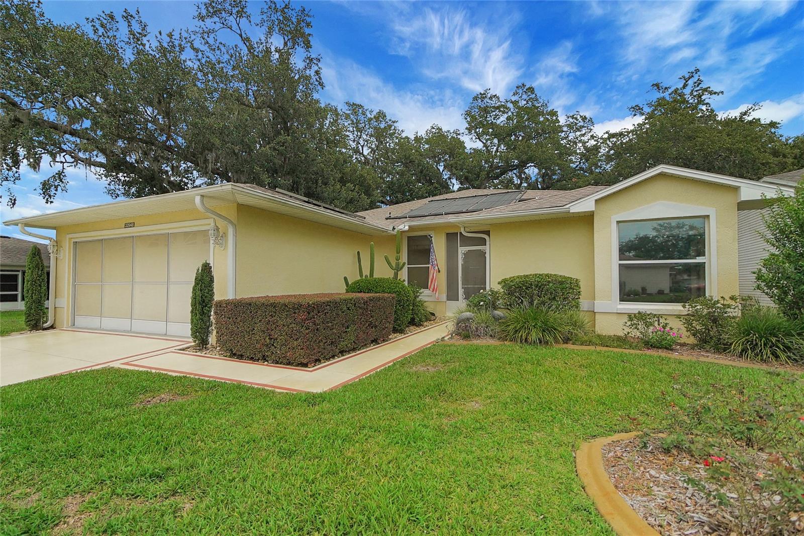 Image 4 of 54 For 32948 Rambling Oaks Court