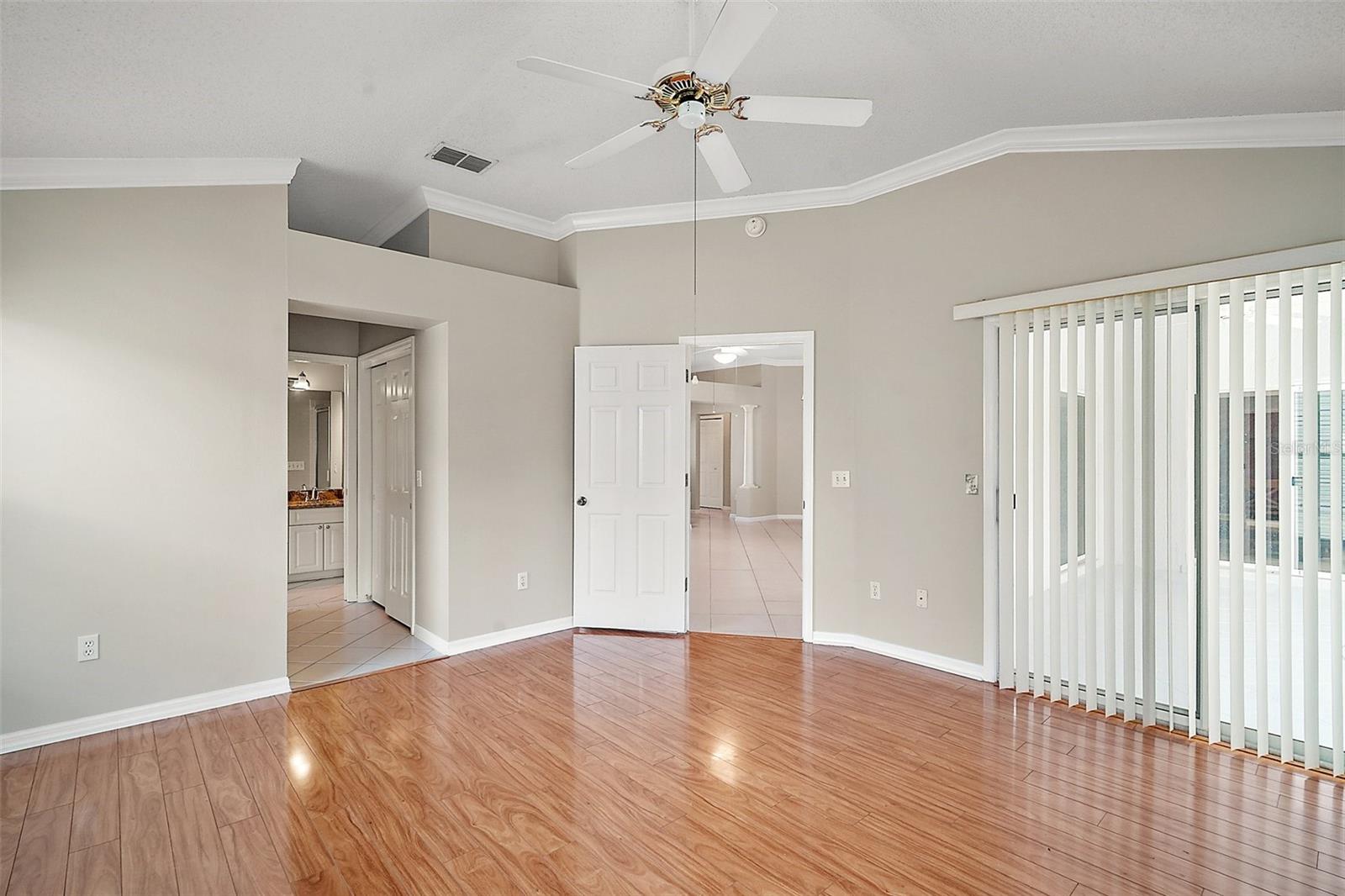 Image 10 of 21 For 2104 Gerardo Avenue
