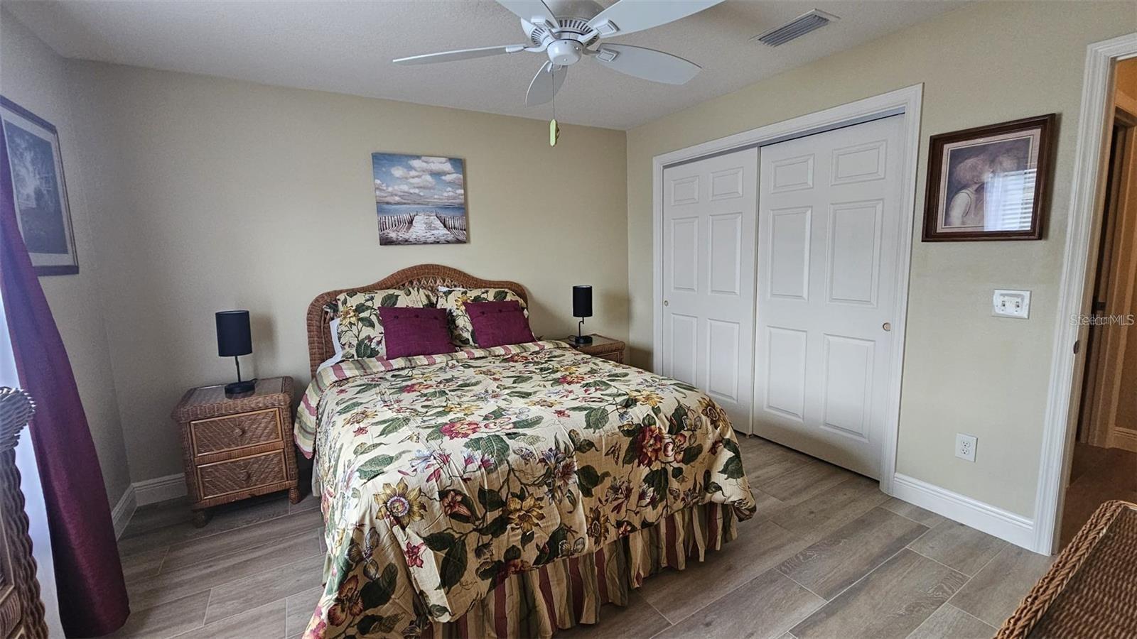 Image 15 of 21 For 2552 Red Cedar Lane