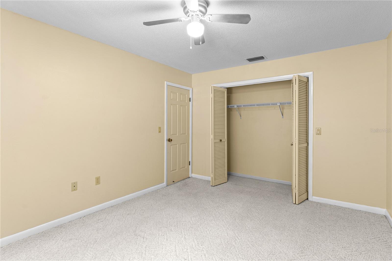 Image 21 of 53 For 112 Waterwood Drive