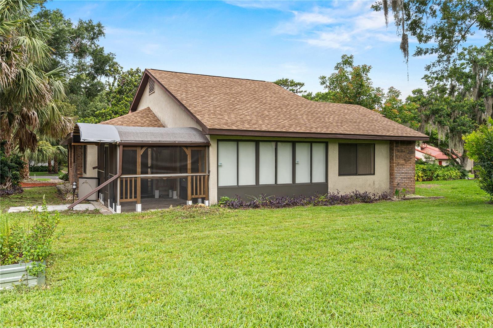 Image 31 of 53 For 112 Waterwood Drive