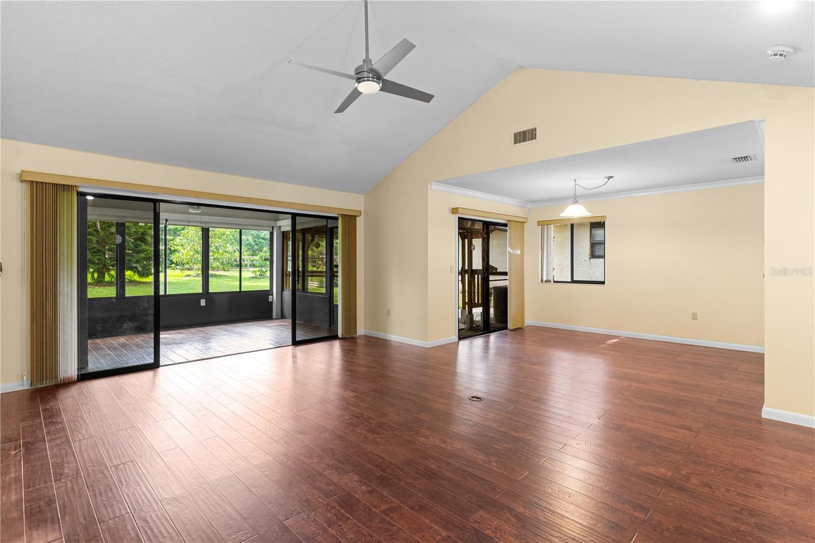 Image 6 of 53 For 112 Waterwood Drive