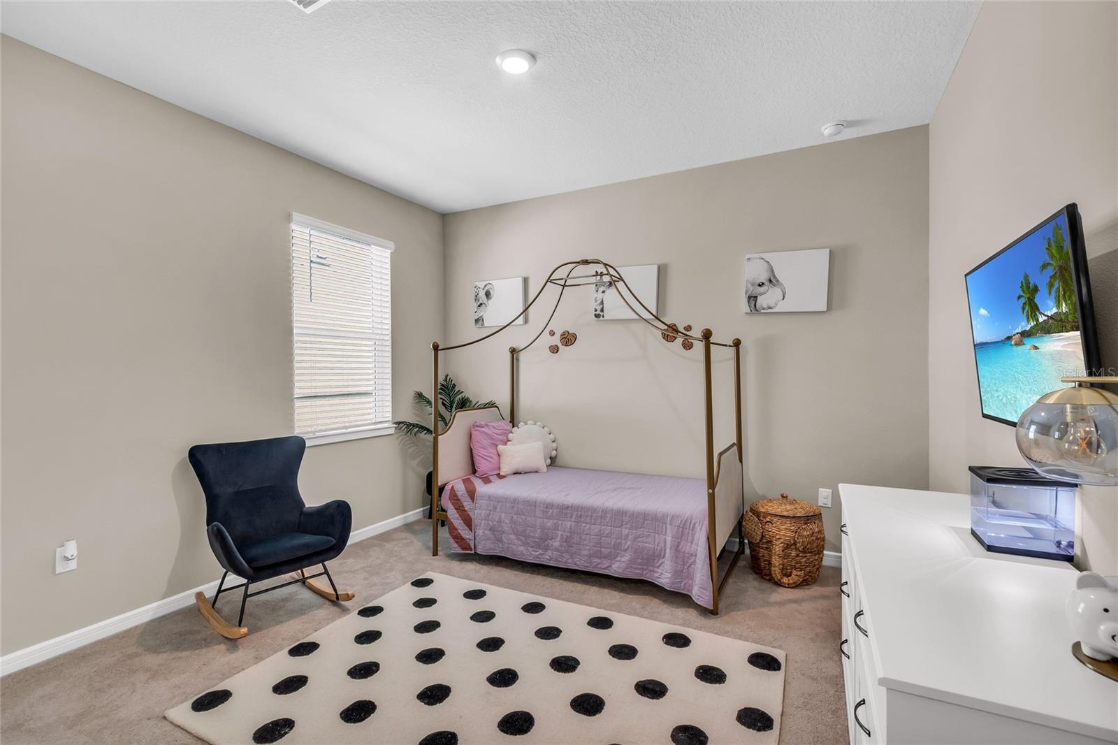 Image 17 of 43 For 15954 Winding Bluff Drive