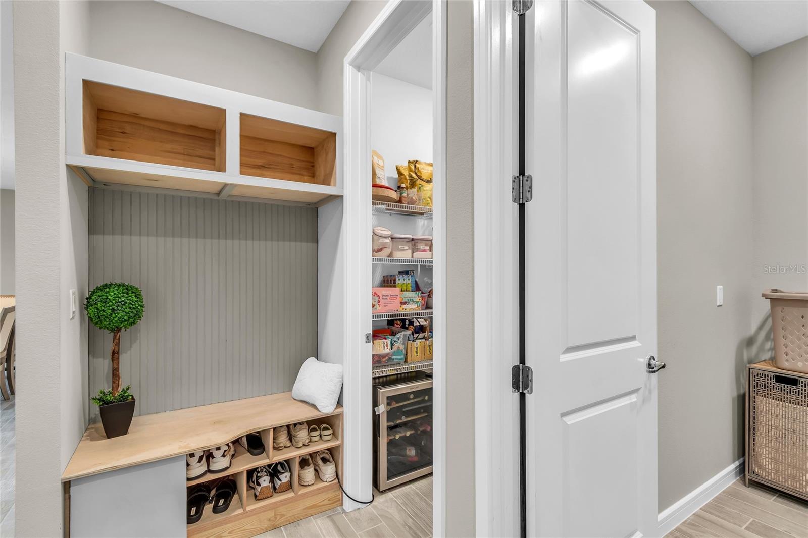 Image 21 of 43 For 15954 Winding Bluff Drive