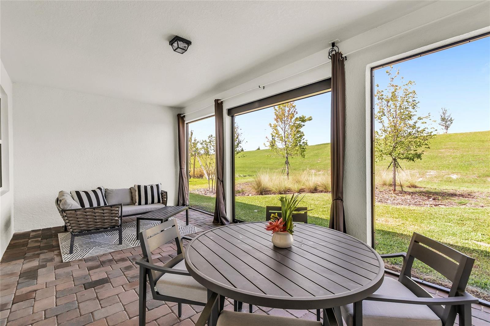 Image 26 of 43 For 15954 Winding Bluff Drive
