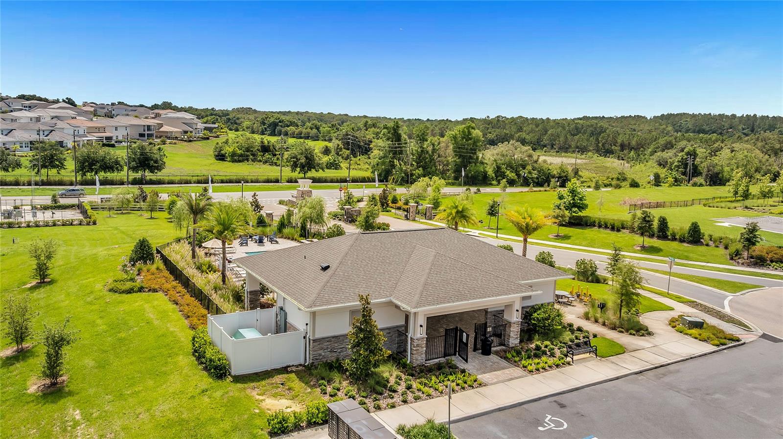 Image 33 of 43 For 15954 Winding Bluff Drive
