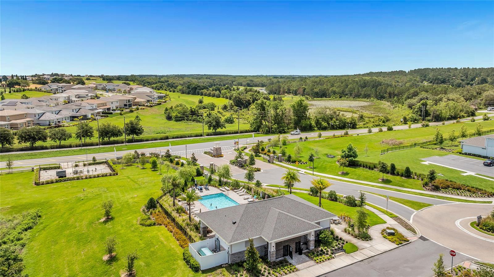 Image 34 of 43 For 15954 Winding Bluff Drive