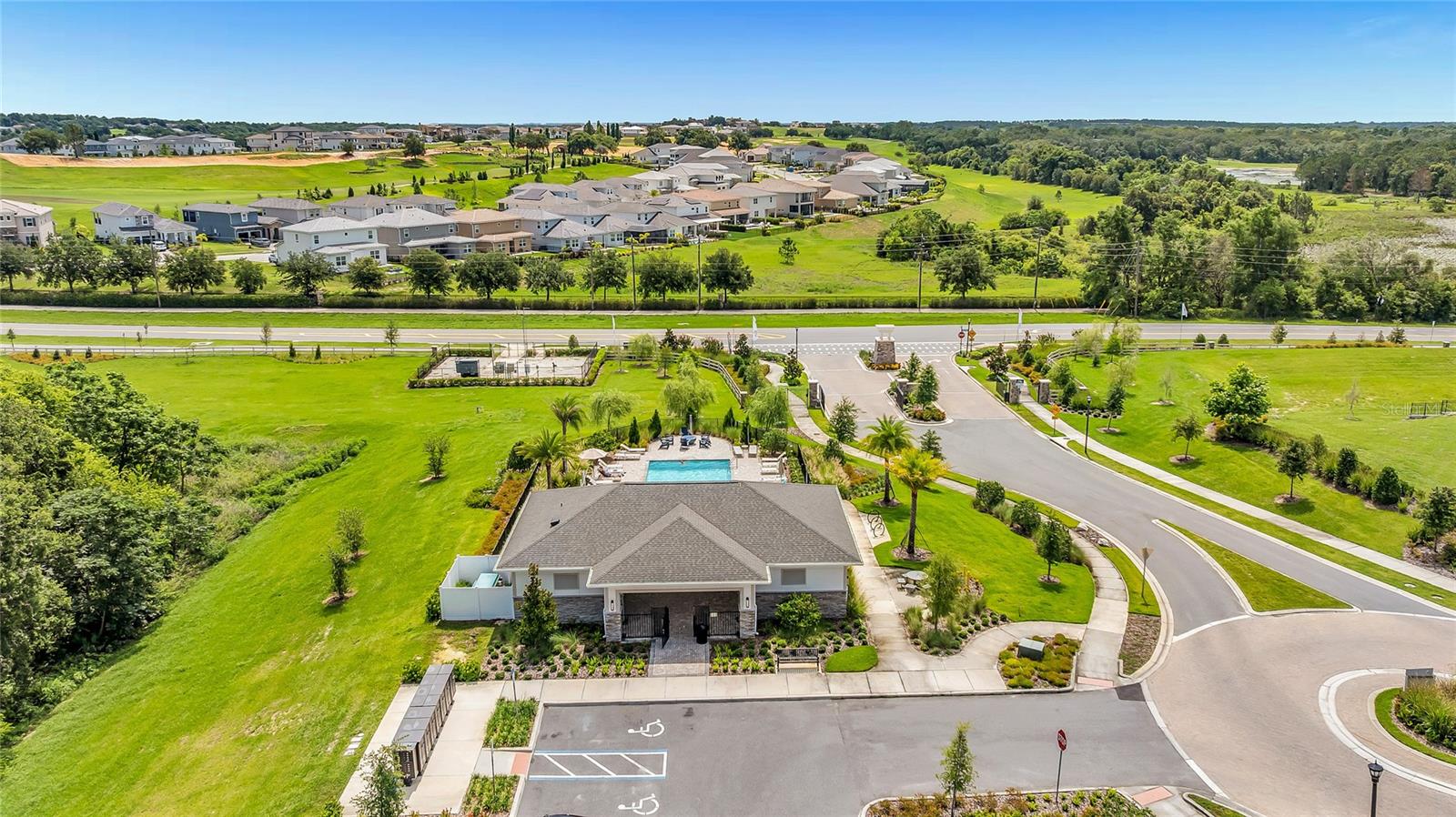 Image 35 of 43 For 15954 Winding Bluff Drive