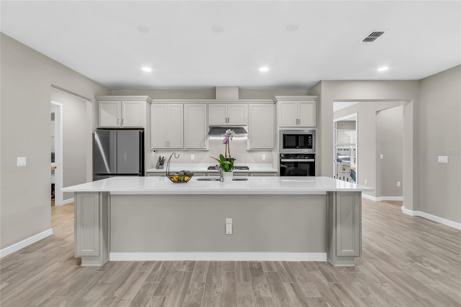 Image 4 of 43 For 15954 Winding Bluff Drive