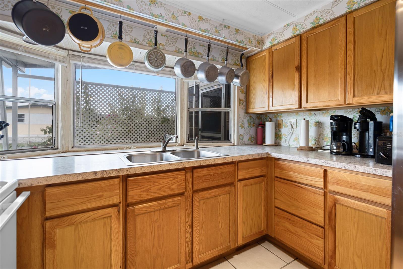 Image 12 of 48 For 6710 36th Avenue E 59