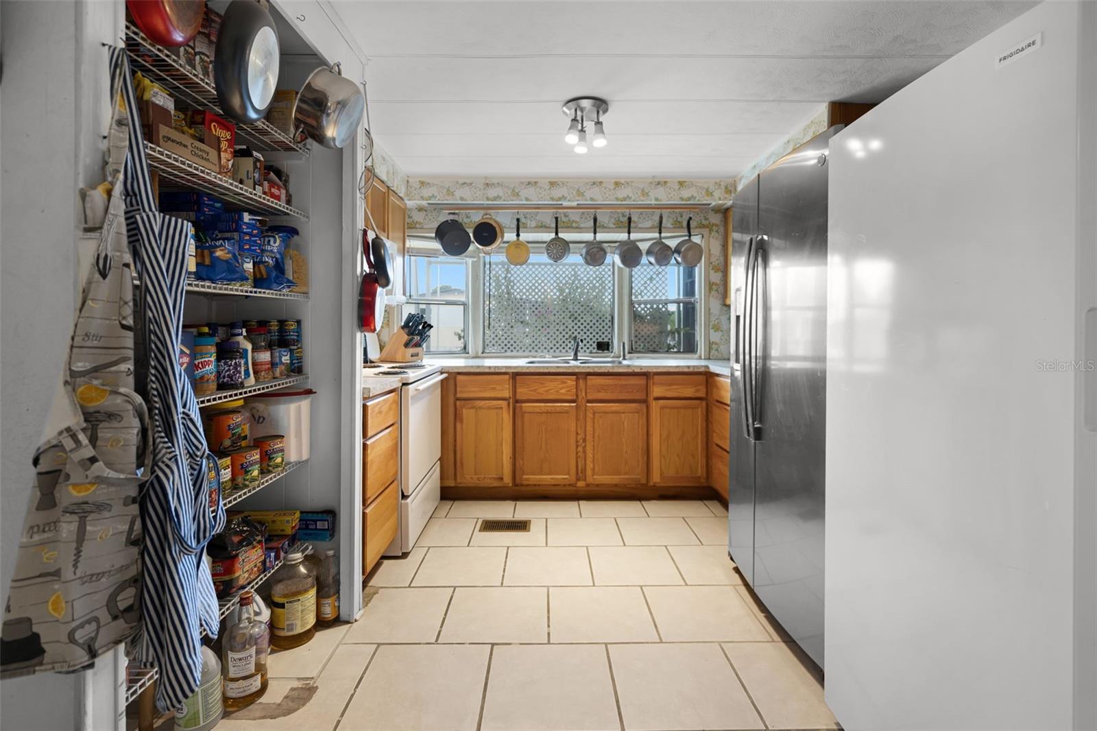Image 14 of 48 For 6710 36th Avenue E 59