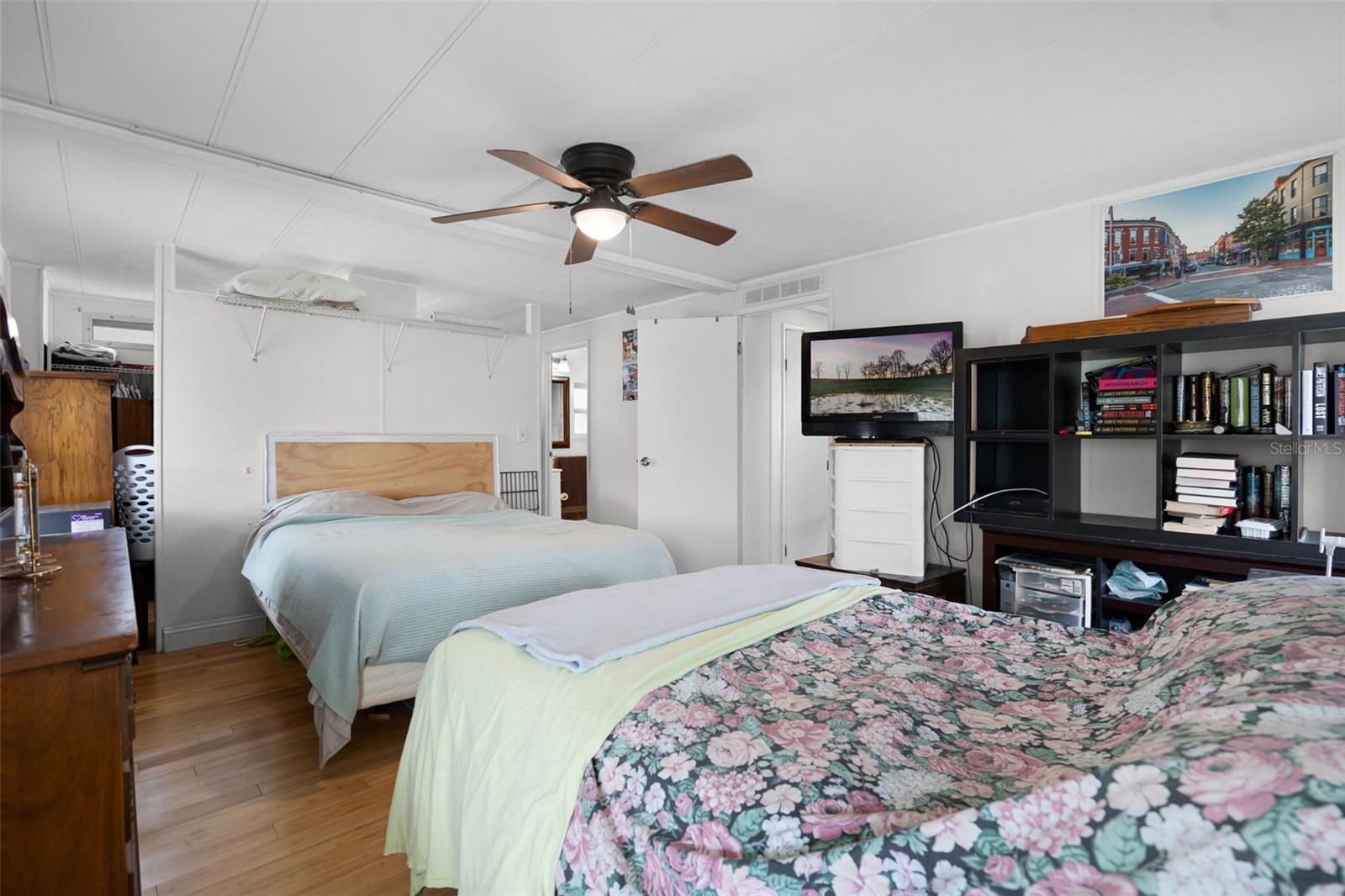 Image 19 of 48 For 6710 36th Avenue E 59