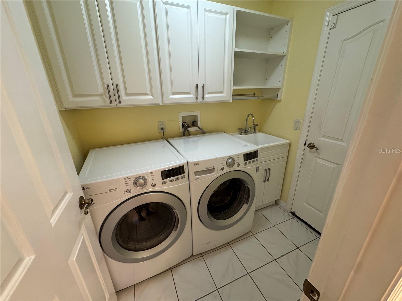Image 16 of 19 For 3056 Saint Thomas Lane