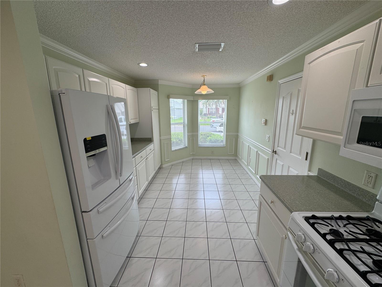 Image 4 of 19 For 3056 Saint Thomas Lane