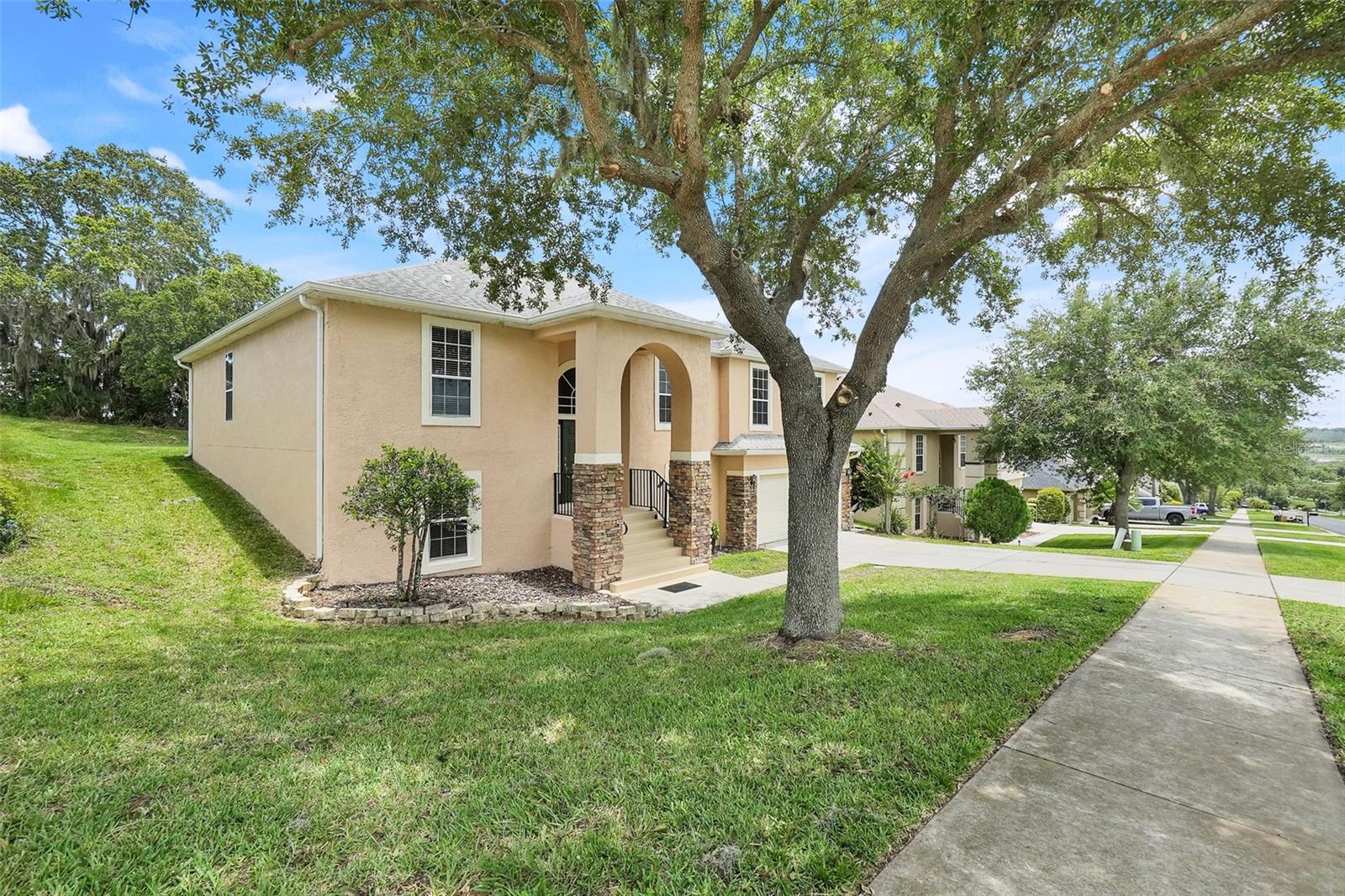 Image 4 of 61 For 2745 Shearwater Street