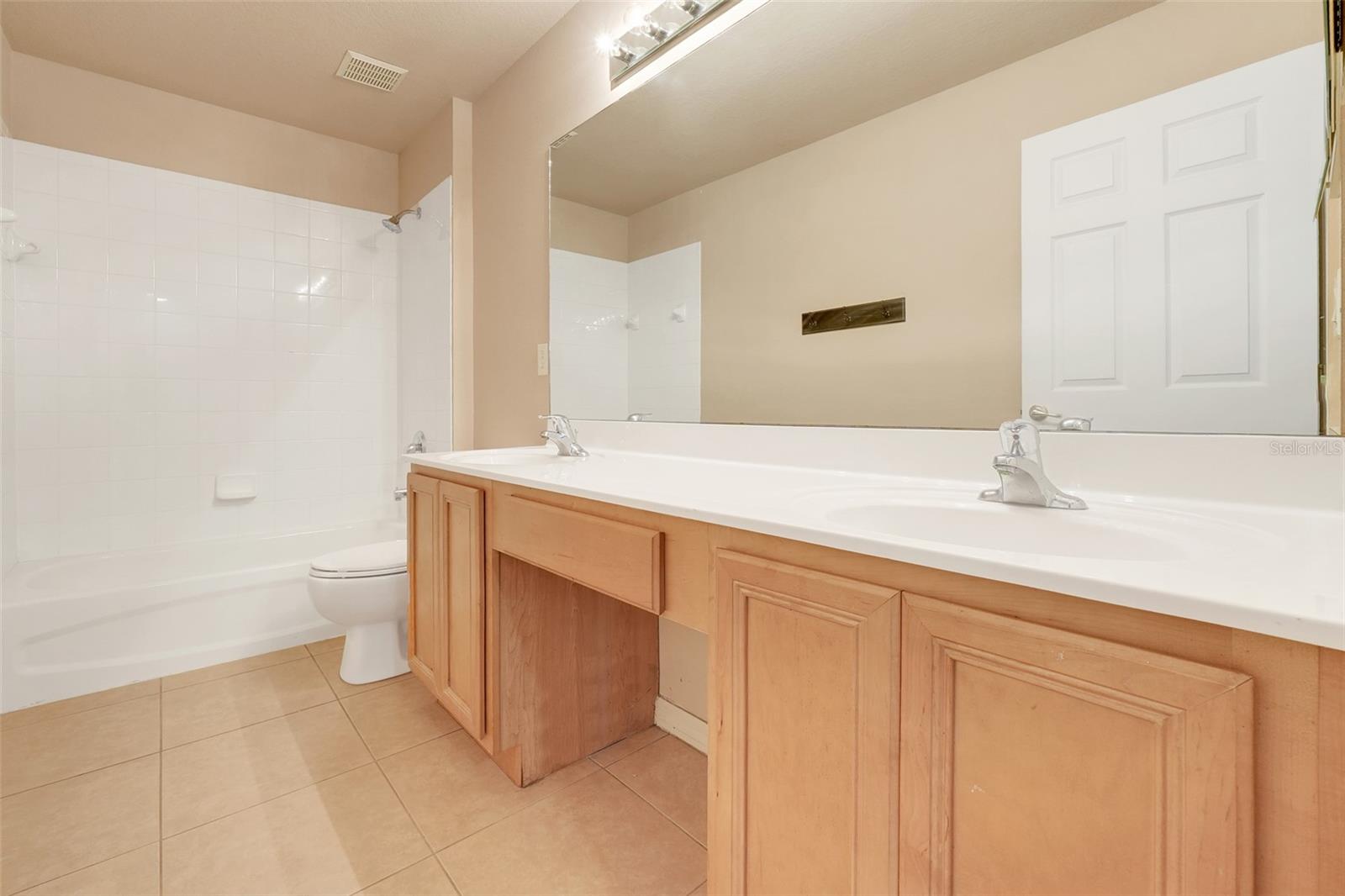 Image 42 of 61 For 2745 Shearwater Street