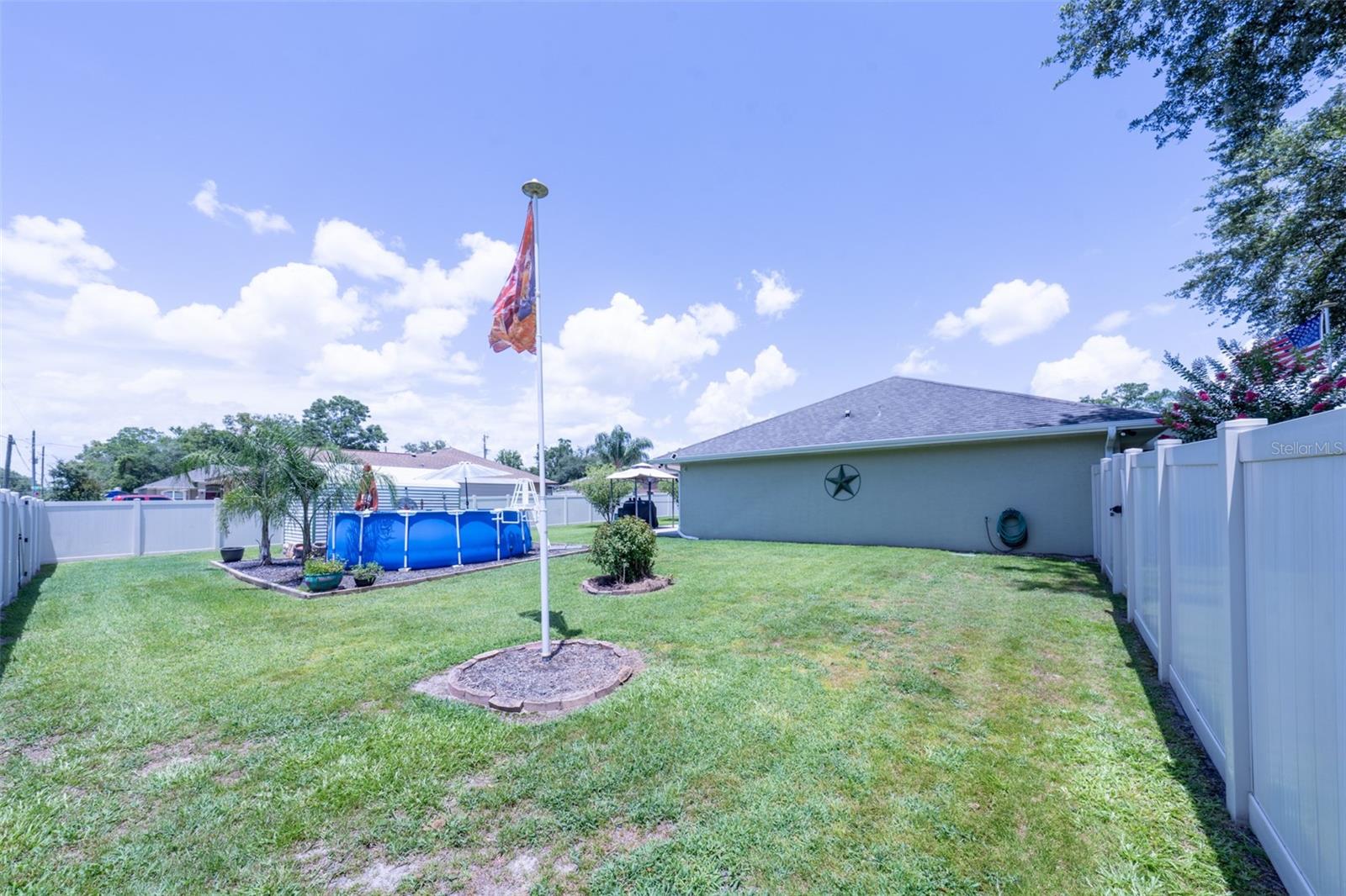 Image 36 of 45 For 8489 158th Place