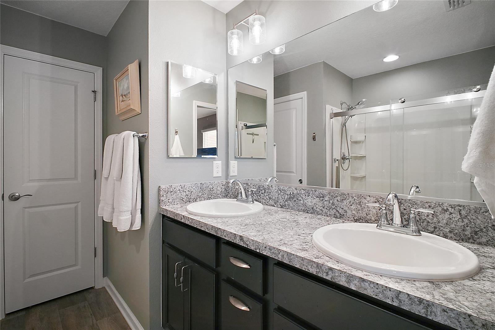 Image 17 of 24 For 6342 Whittle Court