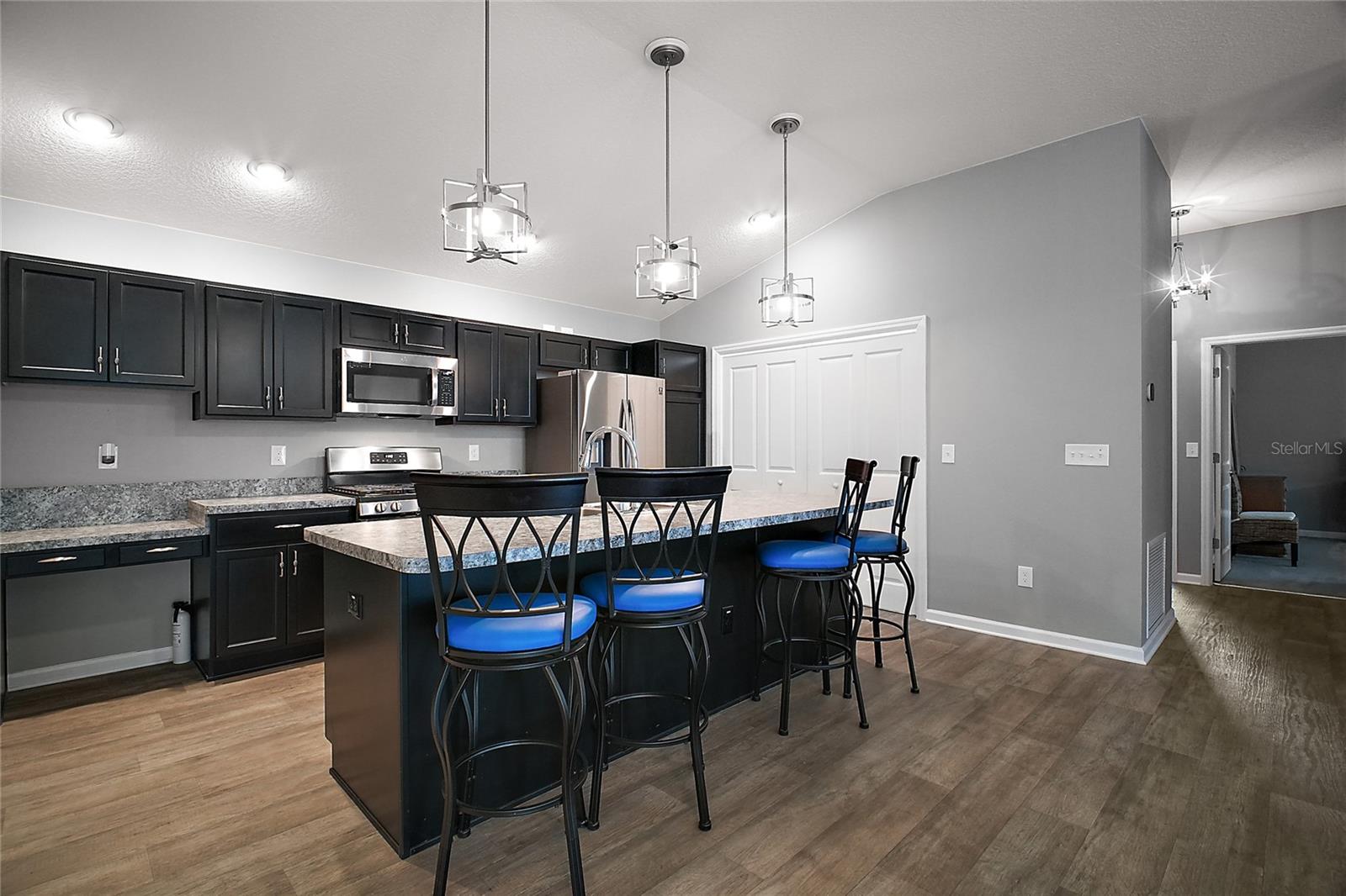 Image 4 of 24 For 6342 Whittle Court