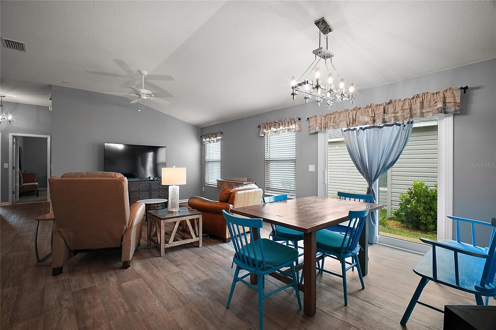 Image 8 of 24 For 6342 Whittle Court