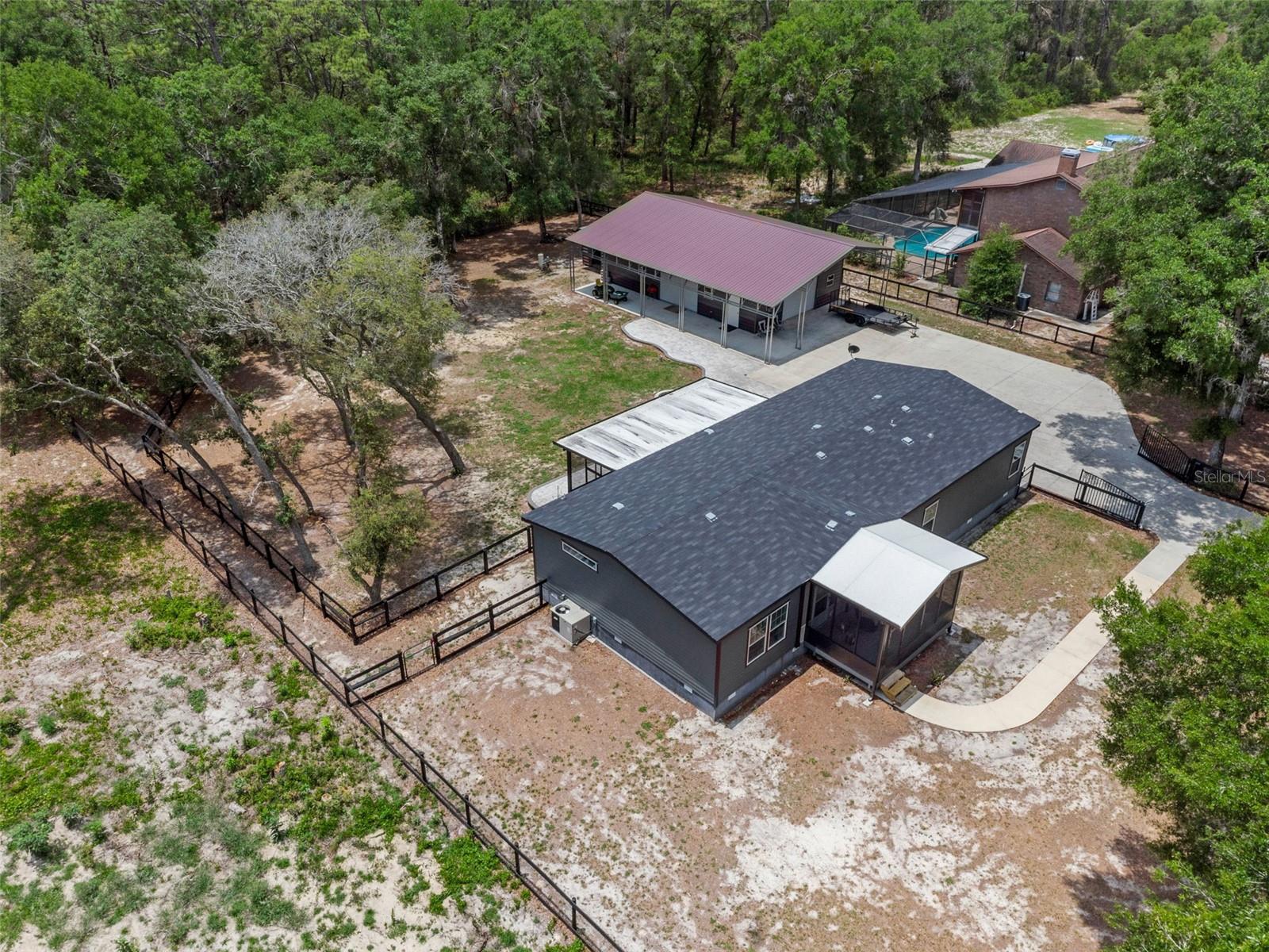Image 48 of 55 For 4048 Lake Griffin Road