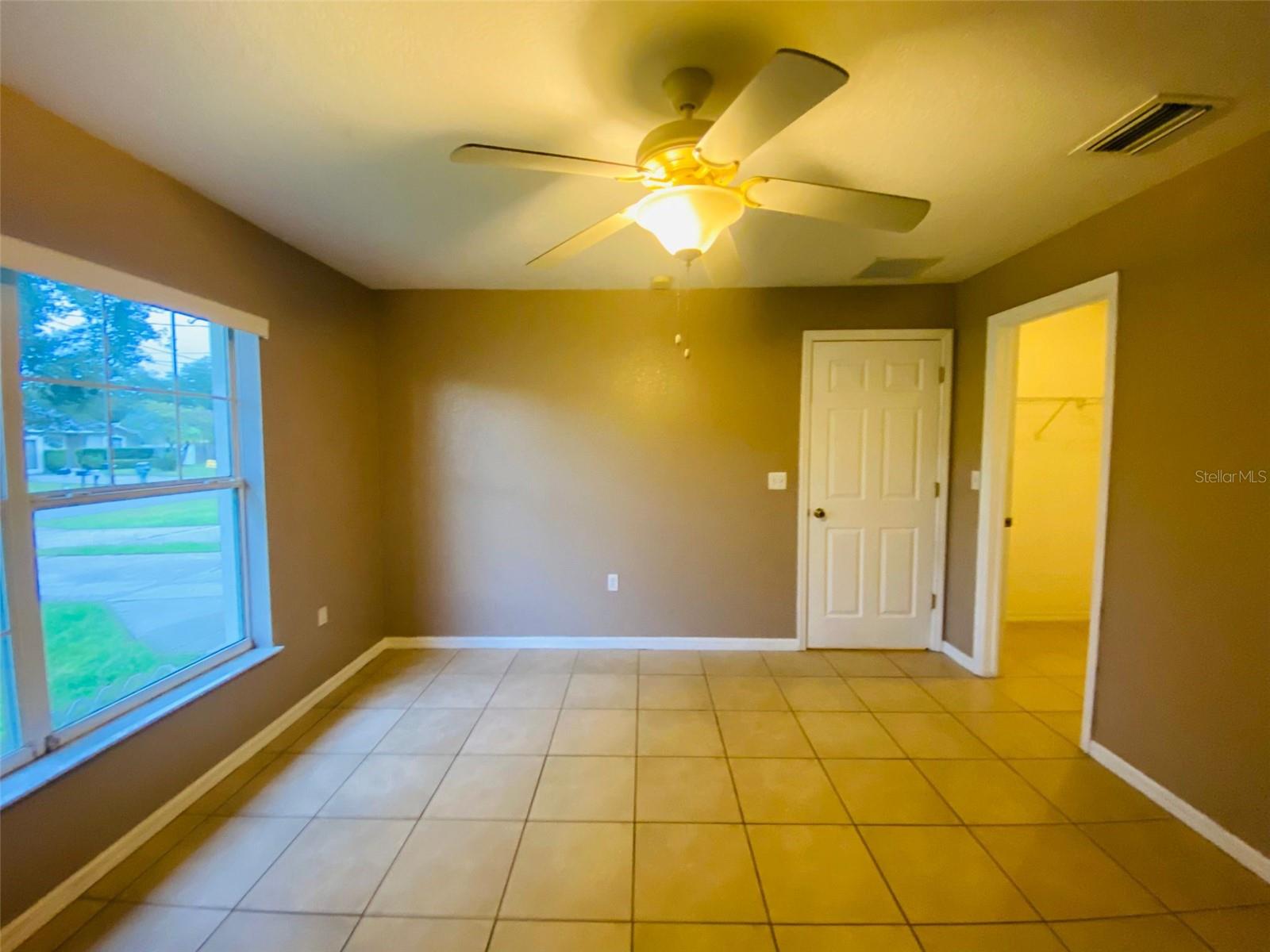 Image 15 of 32 For 502 Albatross Drive A