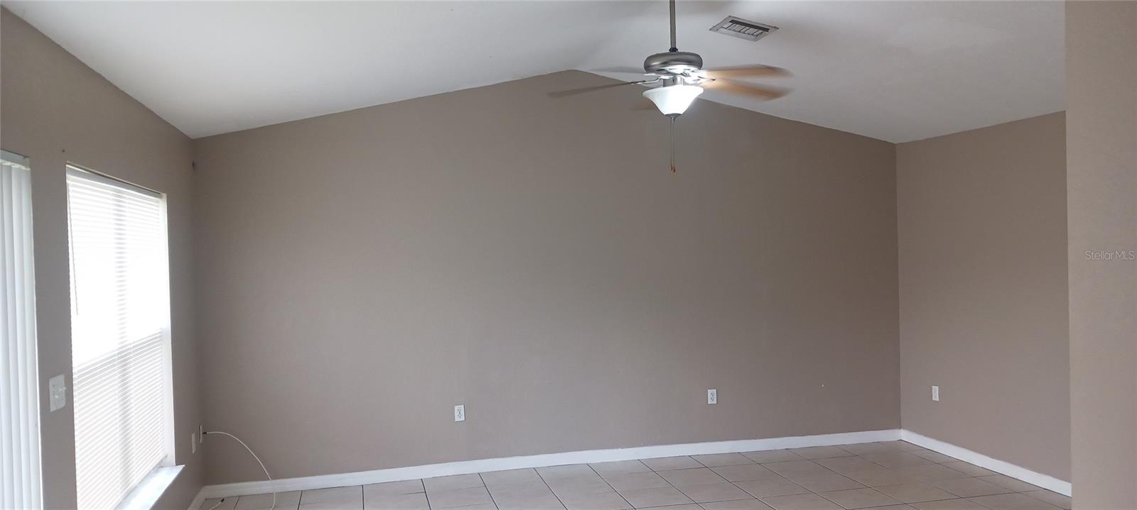Image 2 of 4 For 502 Albatross Drive A