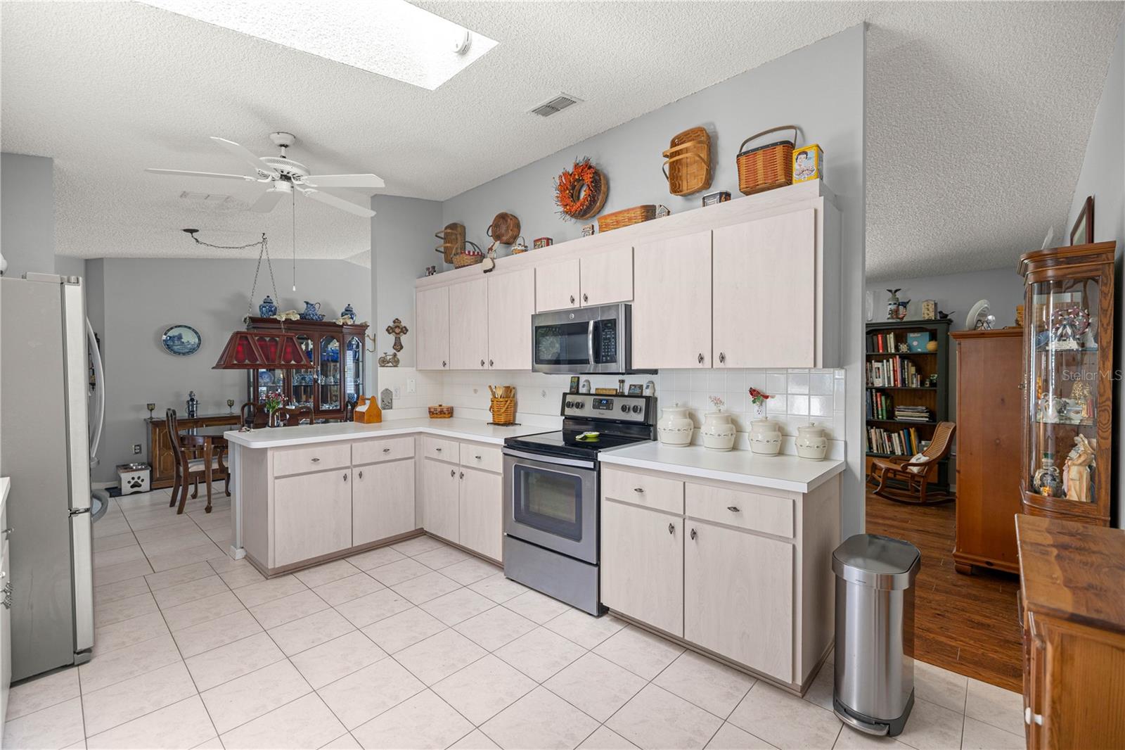 Image 11 of 53 For 17533 96th Court