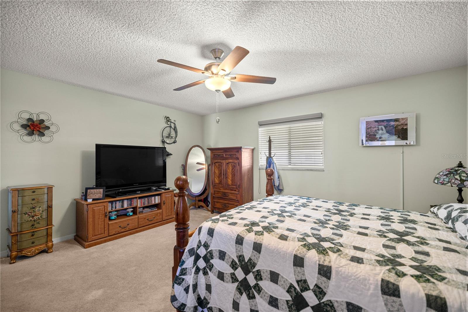 Image 18 of 53 For 17533 96th Court