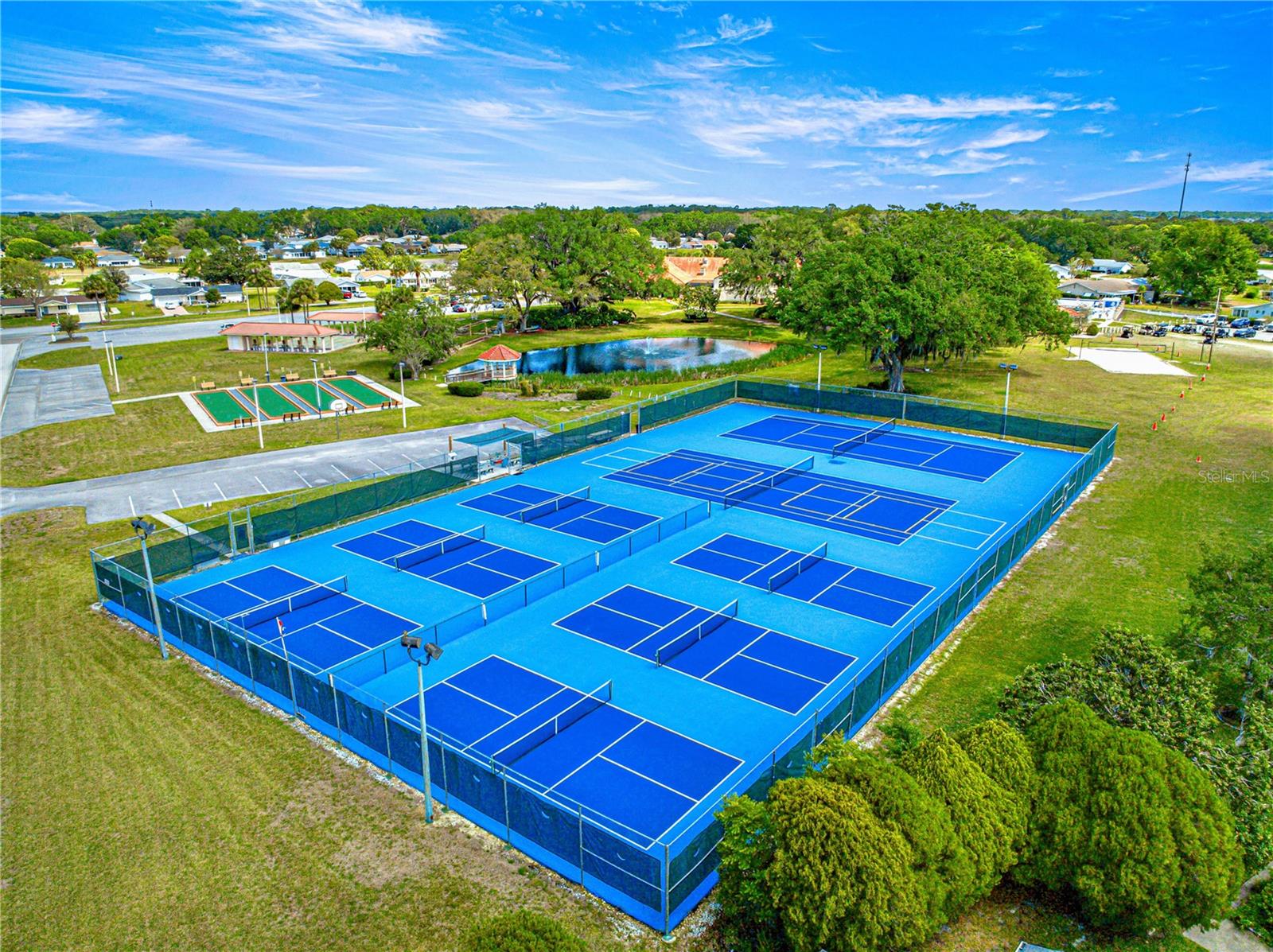 Image 46 of 53 For 17533 96th Court