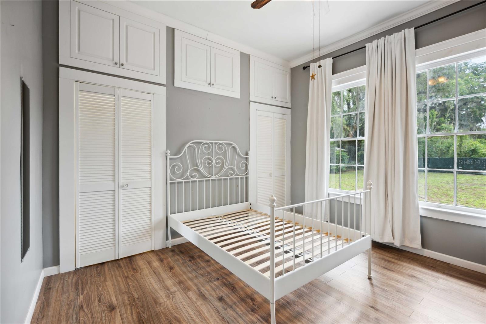 Image 23 of 35 For 263 1st Street