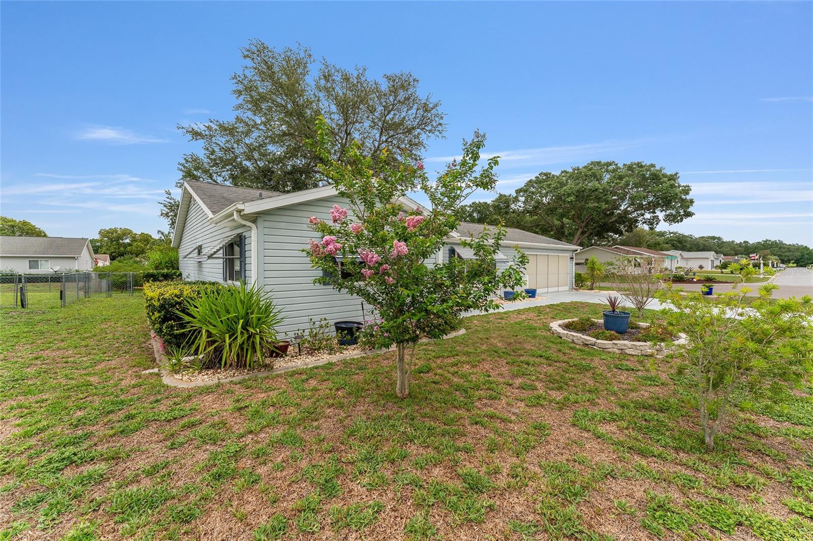 Image 12 of 50 For 9499 174th Loop