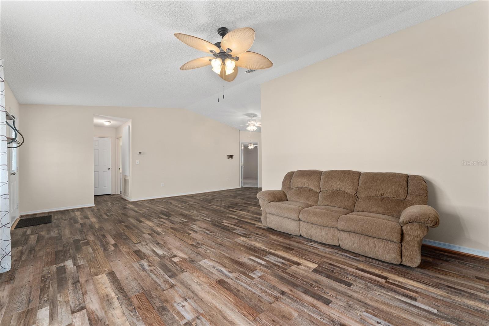 Image 17 of 50 For 9499 174th Loop