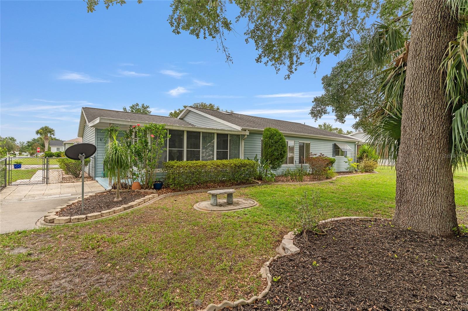 Image 8 of 50 For 9499 174th Loop