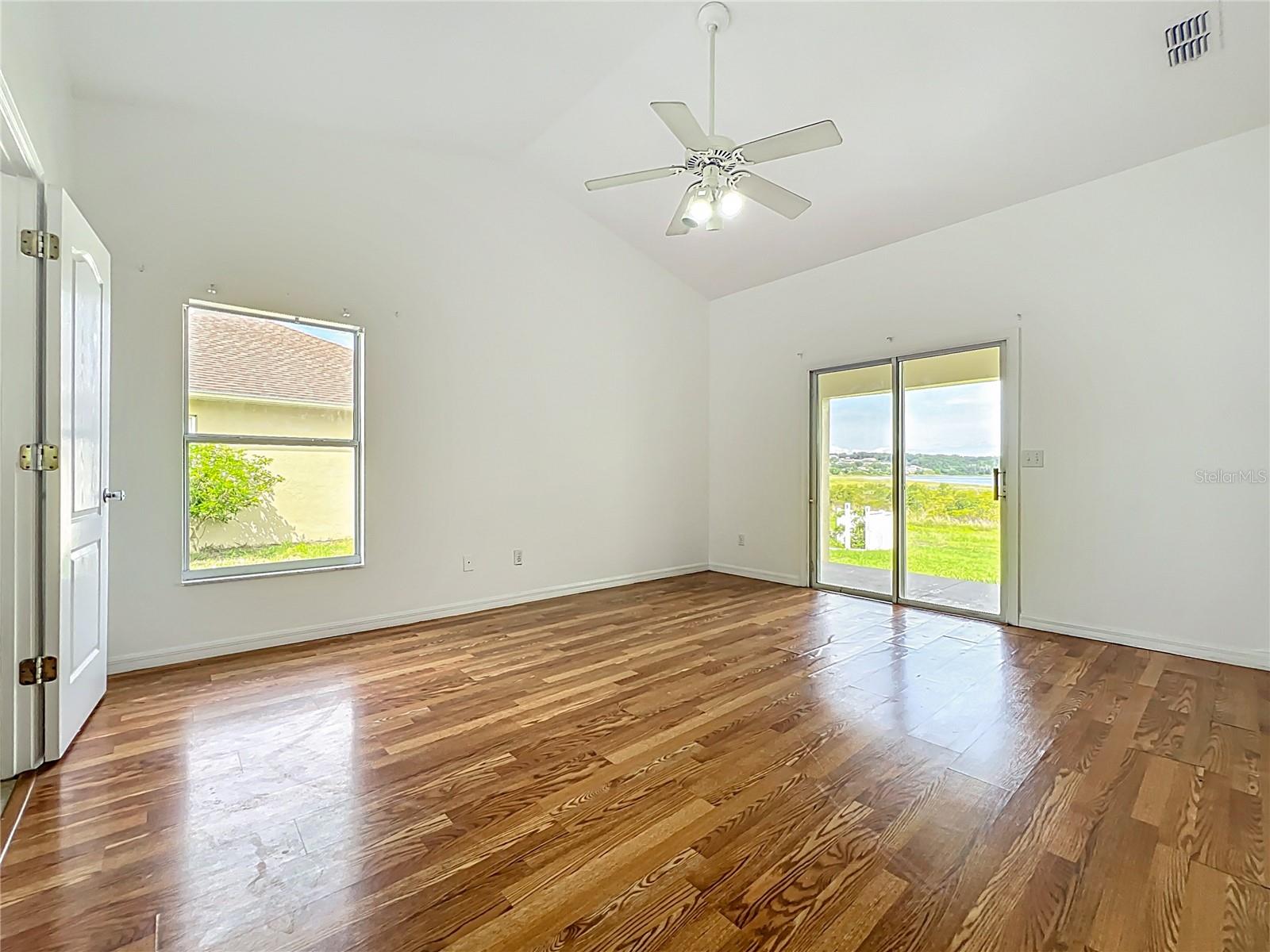 Image 12 of 19 For 439 Gentle Breeze Drive