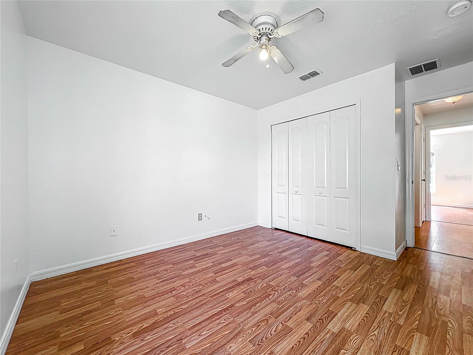 Image 16 of 19 For 439 Gentle Breeze Drive