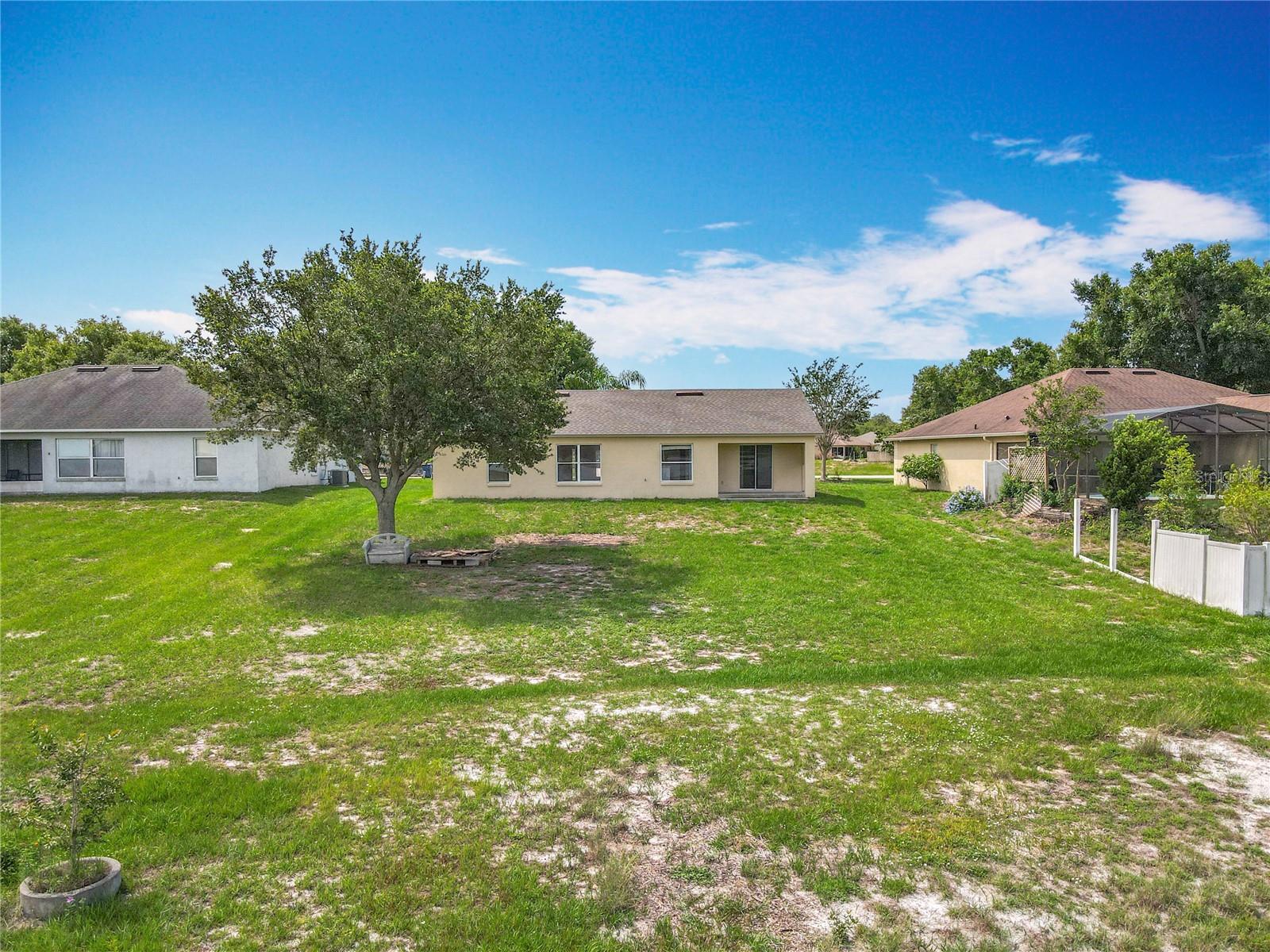 Image 3 of 19 For 439 Gentle Breeze Drive