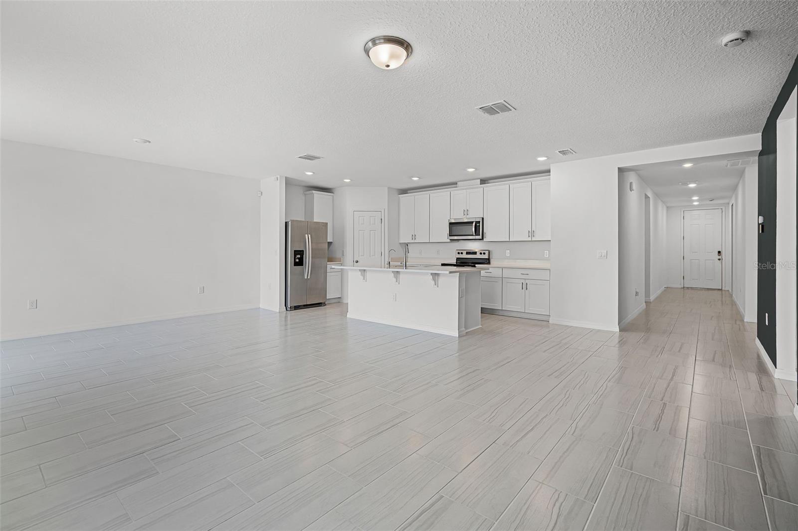 Image 6 of 20 For 4751 Bernard Boulevard