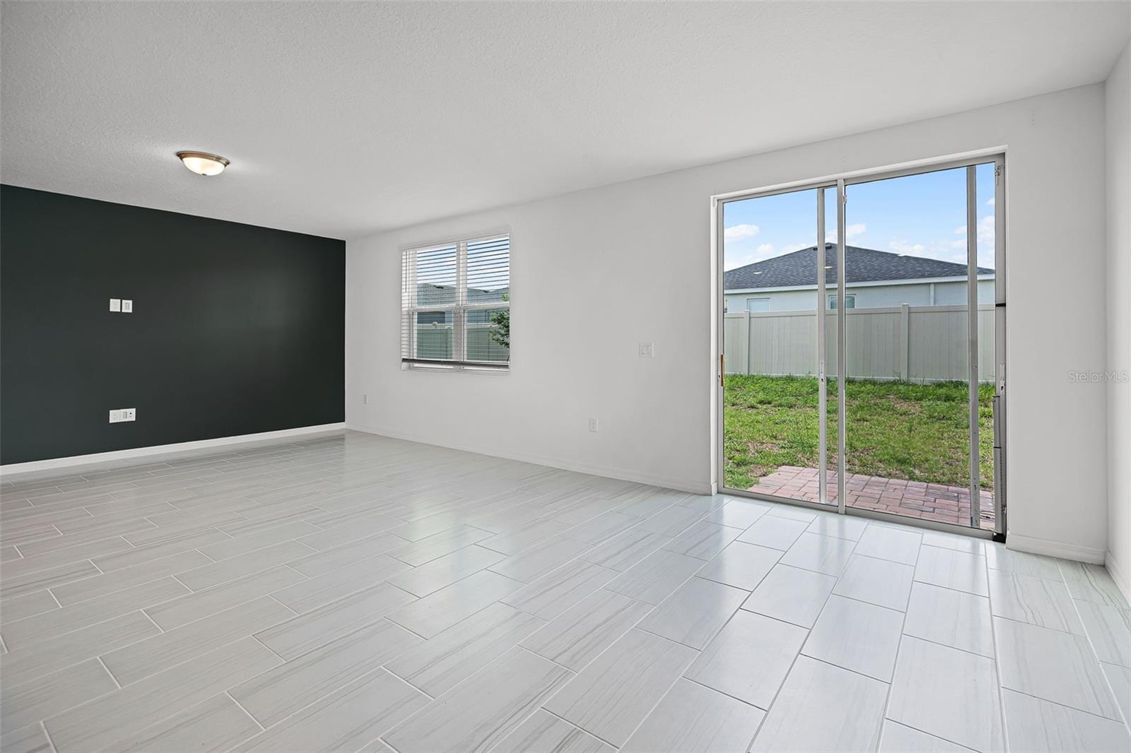 Image 7 of 20 For 4751 Bernard Boulevard